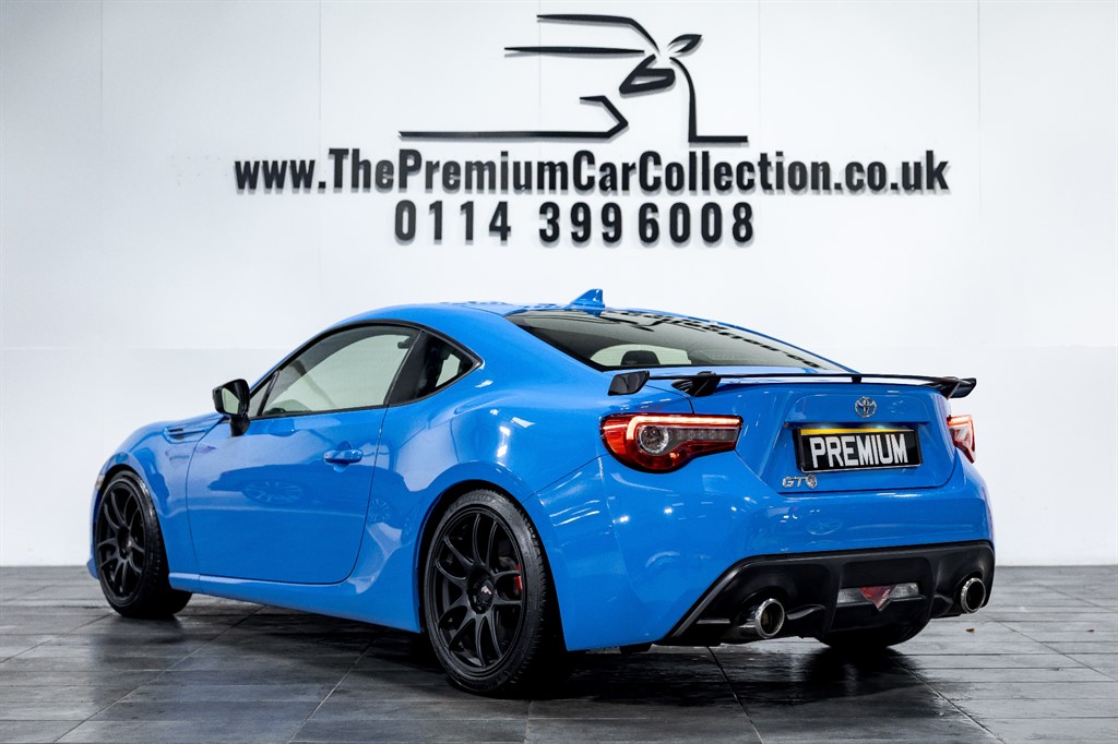 Used Toyota GT86 2018 for sale - 76960382: Photo 2