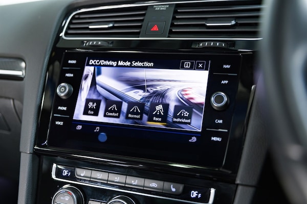 Used Volkswagen Golf 2020 for sale - 76255145: Photo 32
