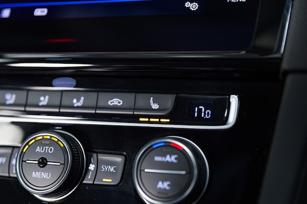 Used Volkswagen Golf 2020 for sale - 76255145: Photo 35