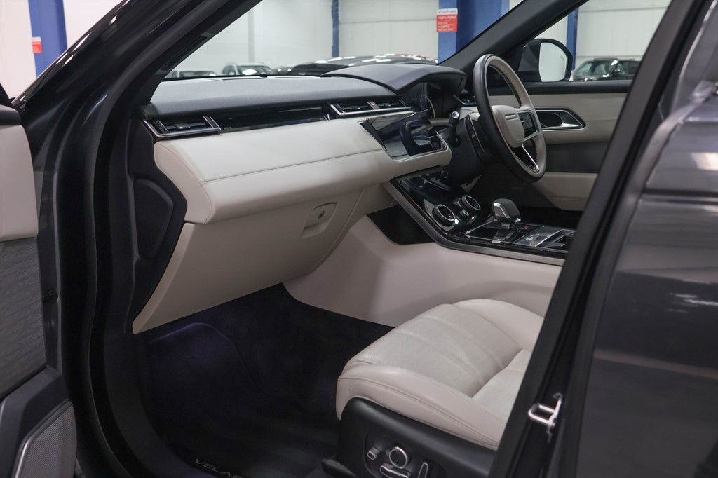 Used Land Rover Range Rover Velar 2022 for sale - 76037904: Photo 13