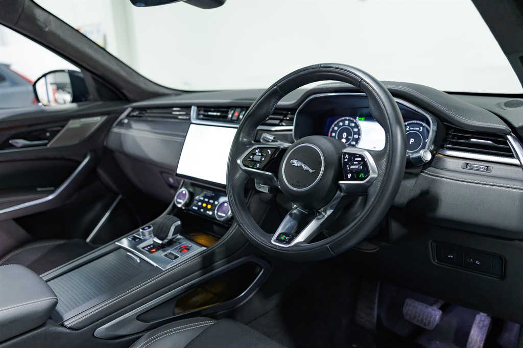 Used Jaguar F-Pace 2021 for sale - 76948705: Photo 24