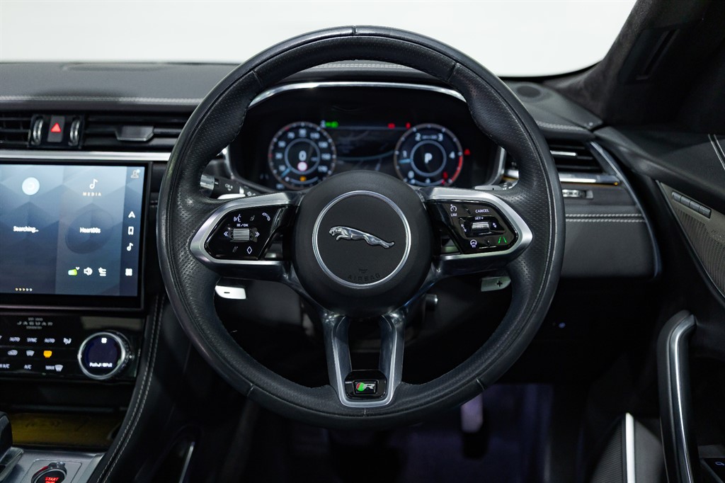 Used Jaguar F-Pace 2021 for sale - 76948705: Photo 27