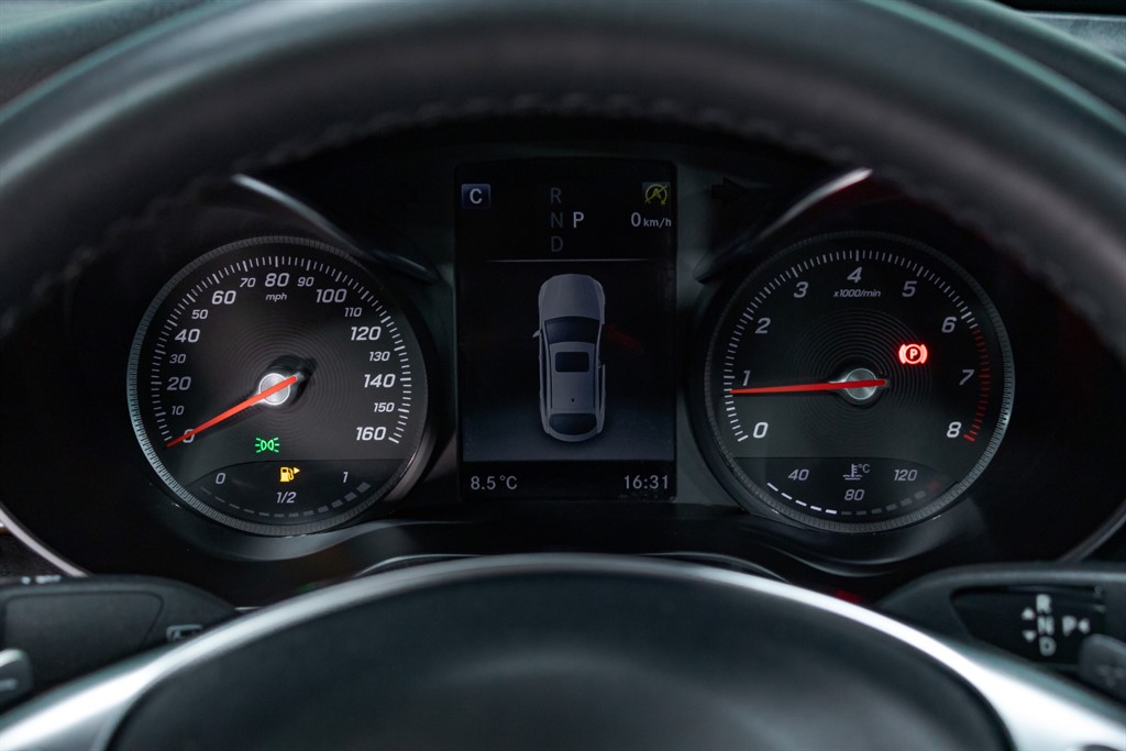 Used Mercedes-Benz GLC 2019 for sale - 77607263: Photo 32