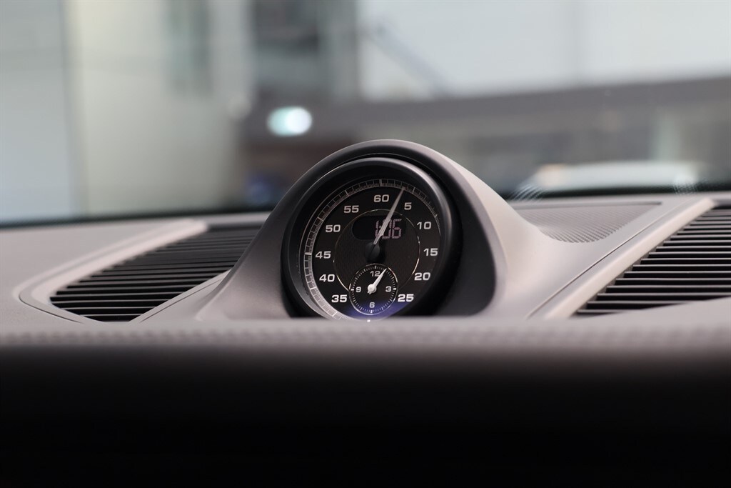 Used Porsche Macan 2021 for sale - 76438233: Photo 11