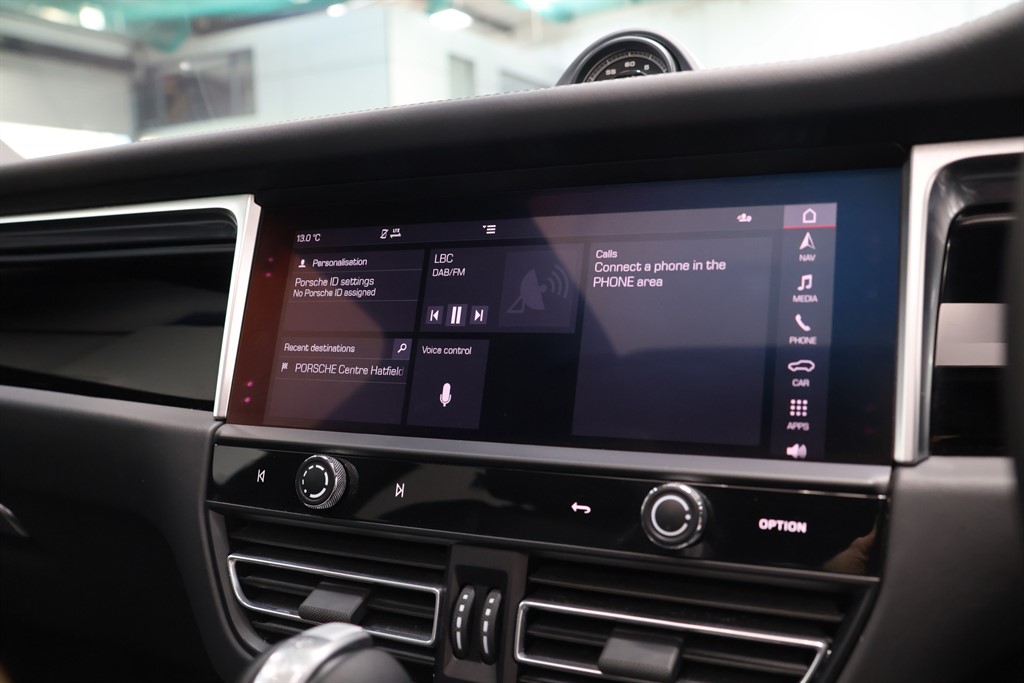 Used Porsche Macan 2021 for sale - 76438233: Photo 13