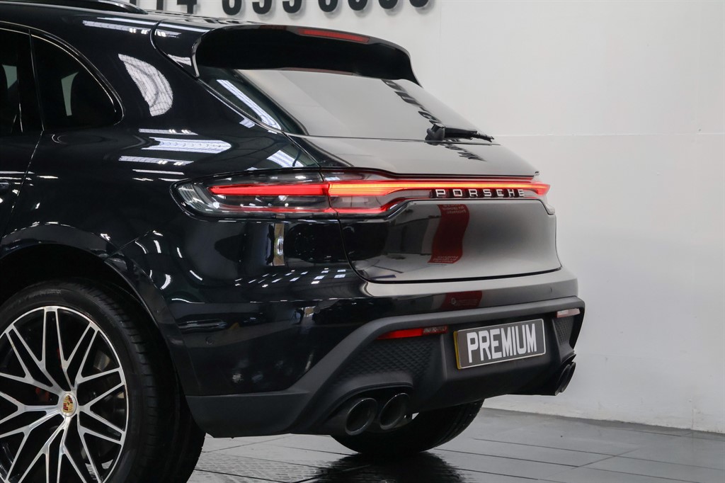 Used Porsche Macan 2021 for sale - 76438233: Photo 5