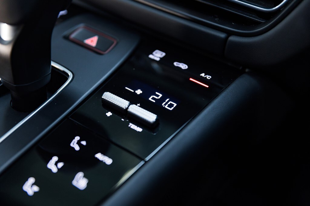 Used Porsche Macan 2021 for sale - 76438233: Photo 50