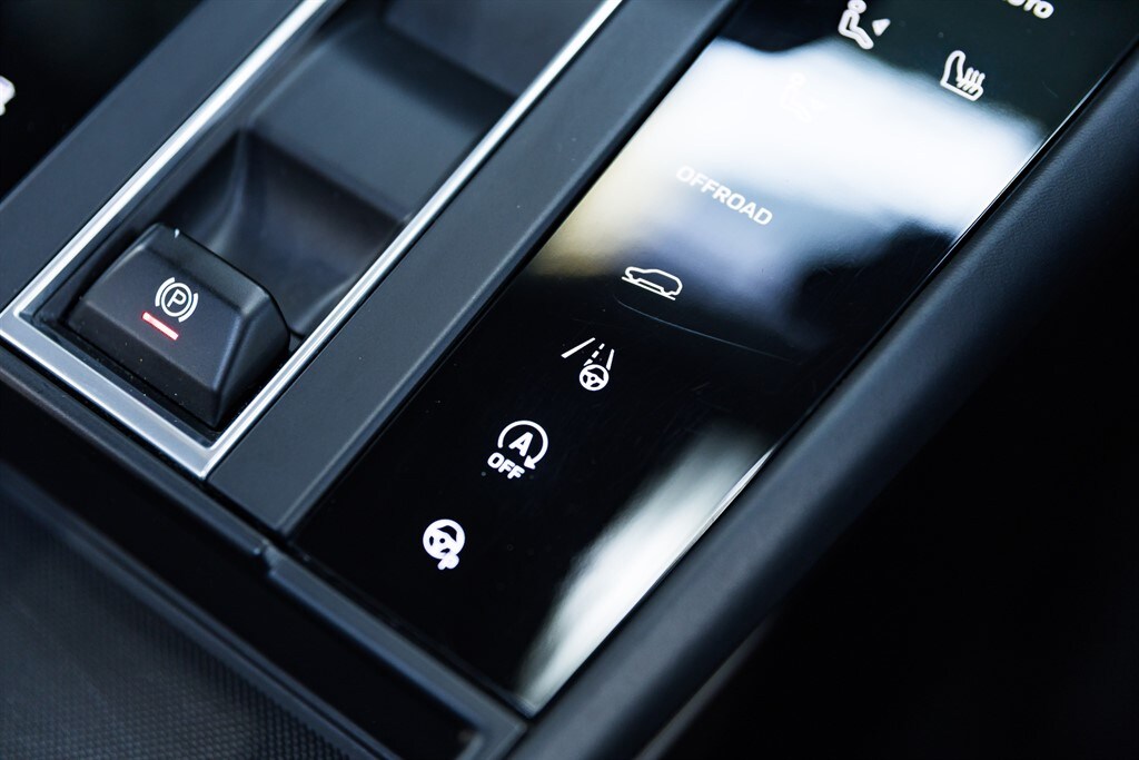 Used Porsche Macan 2021 for sale - 76438233: Photo 53