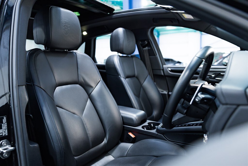 Used Porsche Macan 2021 for sale - 76438233: Photo 59