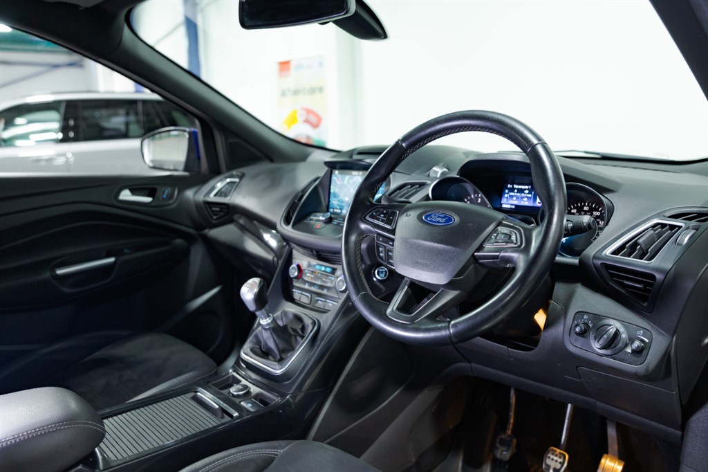 Used Ford Kuga 2017 for sale - 77347605: Photo 21