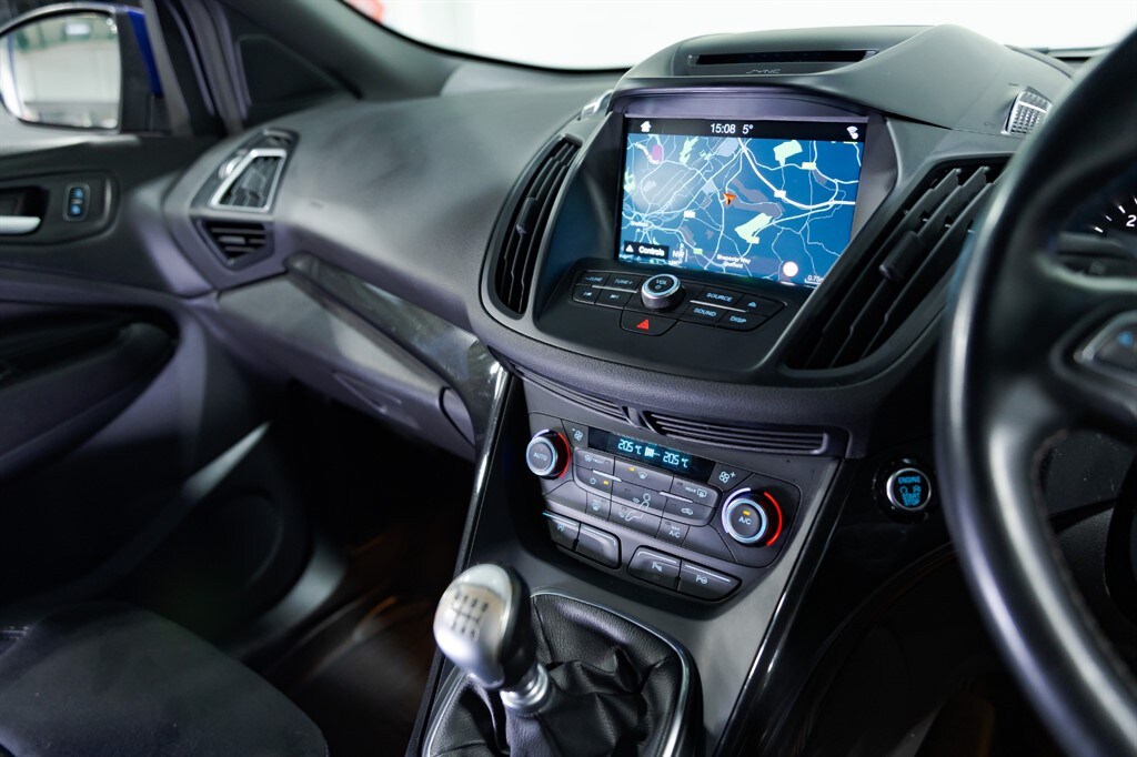 Used Ford Kuga 2017 for sale - 77347605: Photo 32