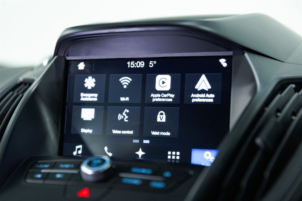 Used Ford Kuga 2017 for sale - 77347605: Photo 38