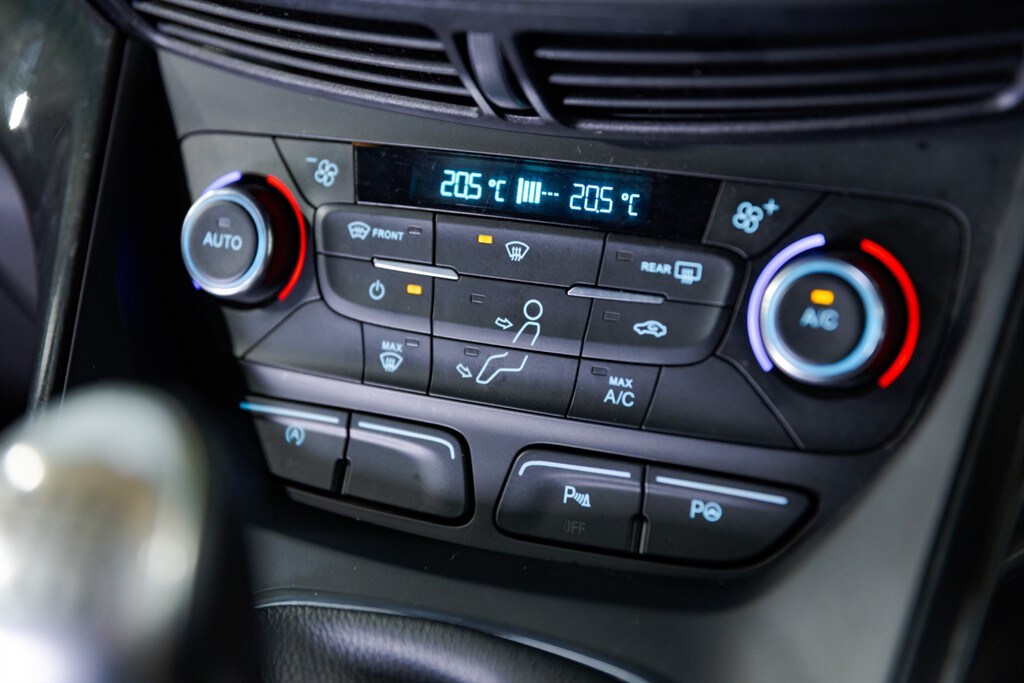 Used Ford Kuga 2017 for sale - 77347605: Photo 42