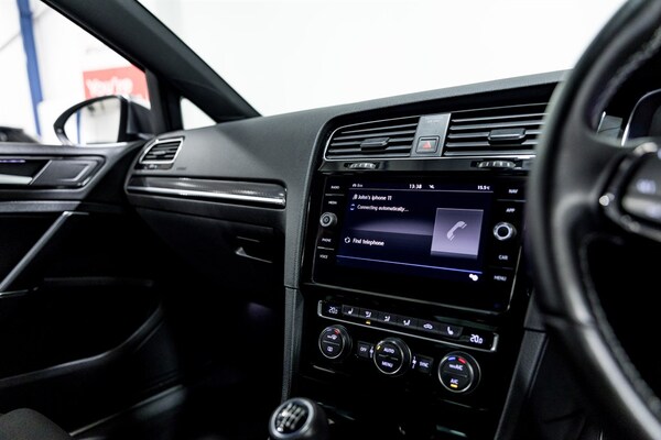 Used Volkswagen Golf 2018 for sale - 76155066: Photo 23