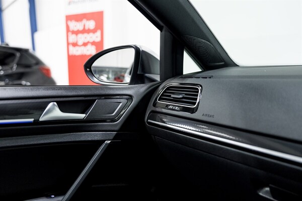 Used Volkswagen Golf 2018 for sale - 76155066: Photo 35