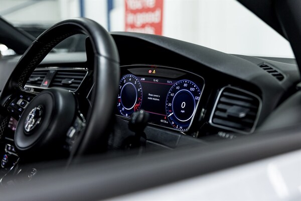 Used Volkswagen Golf 2018 for sale - 76155066: Photo 39