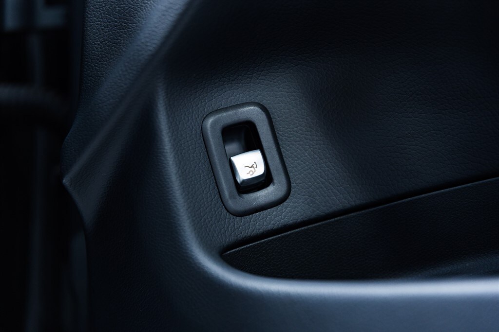 Used Mercedes-Benz GLC 2018 for sale - 76428370: Photo 53