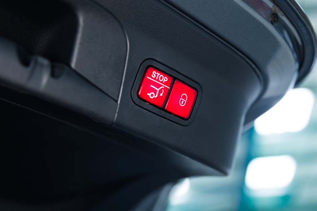 Used Mercedes-Benz GLC 2018 for sale - 76428370: Photo 63