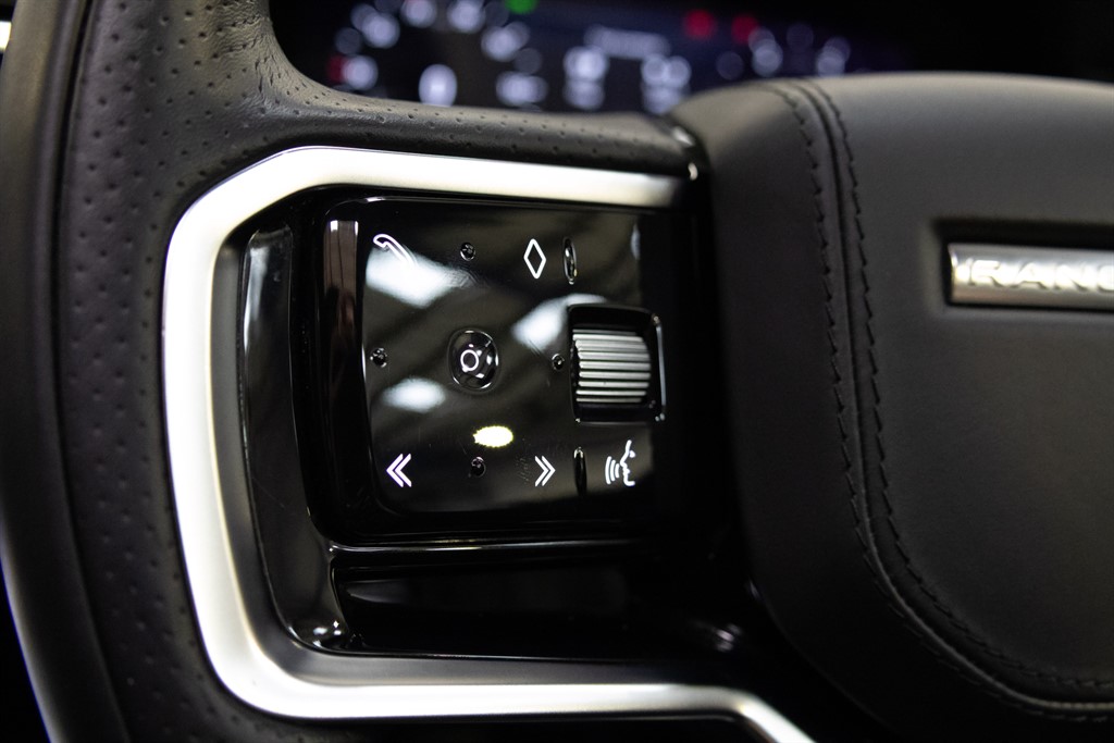 Used Land Rover Range Rover Velar 2022 for sale - 77960139: Photo 32