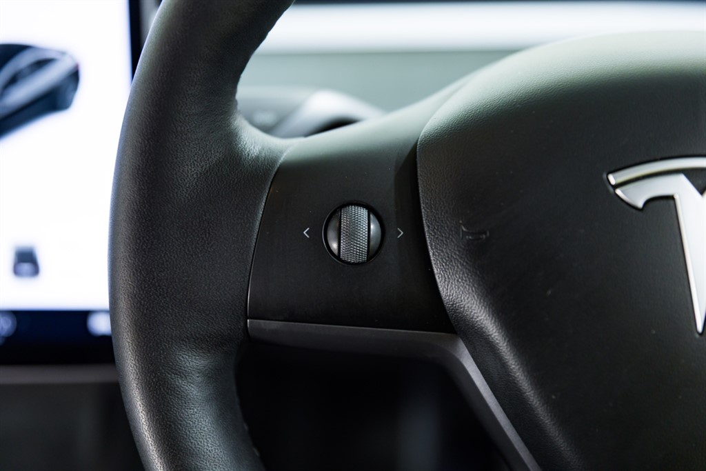 Used Tesla Model 3 2021 for sale - 76285629: Photo 25