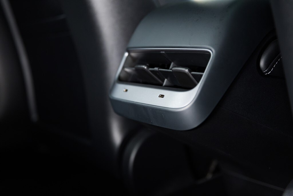 Used Tesla Model 3 2021 for sale - 76285629: Photo 60