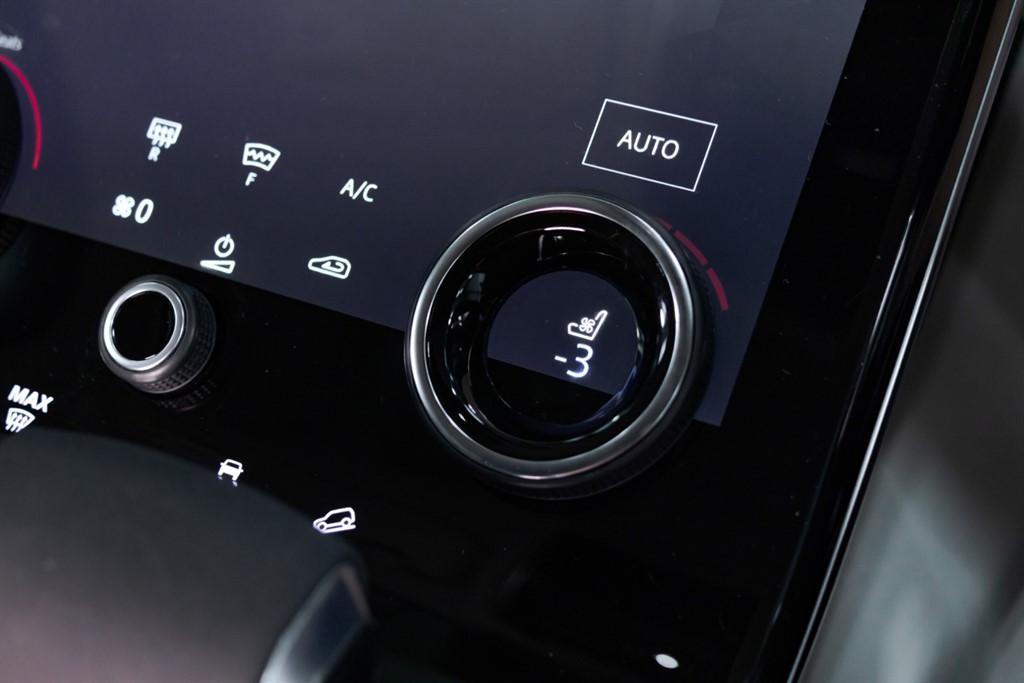 Used Land Rover Range Rover Velar 2022 for sale - 77653358: Photo 51