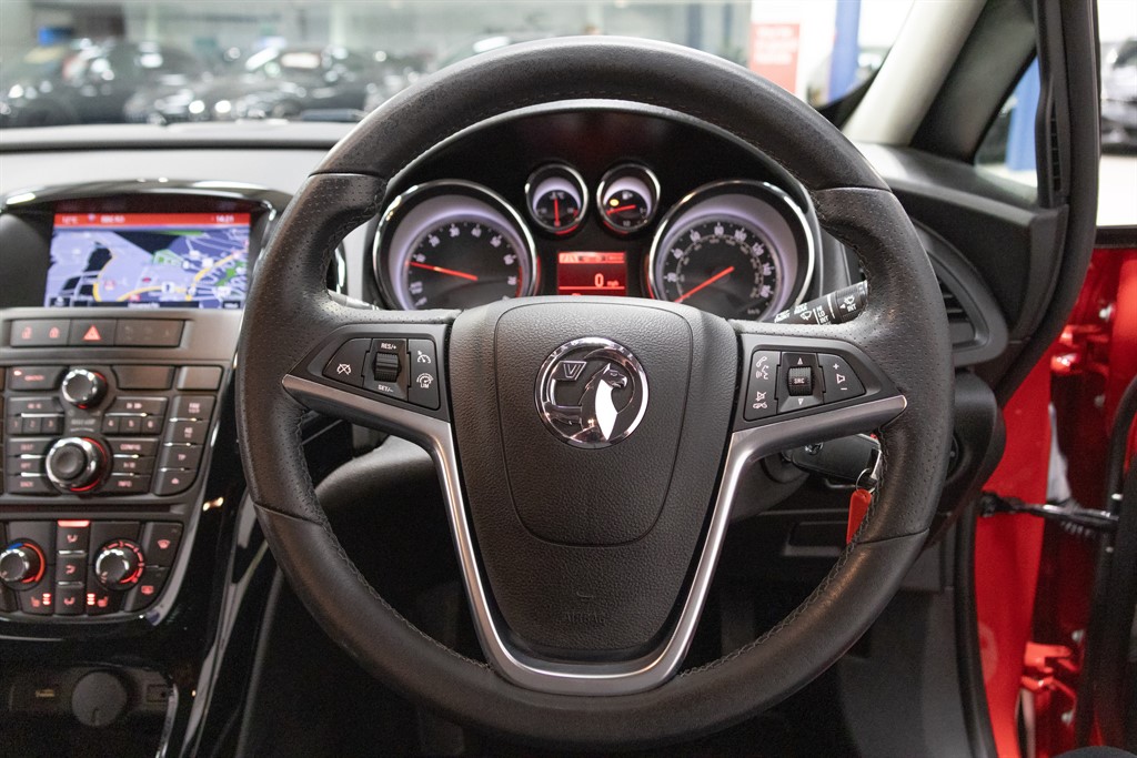 Used Vauxhall Astra GTC 2018 for sale - 77877926: Photo 10