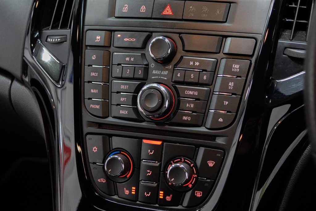 Used Vauxhall Astra GTC 2018 for sale - 77877926: Photo 15