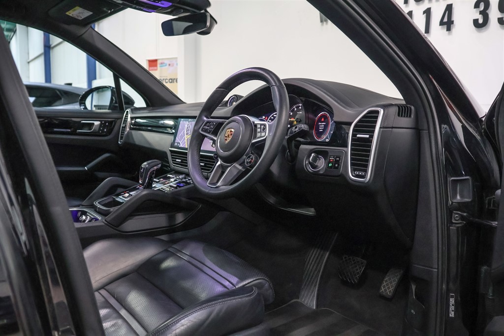 Used Porsche Cayenne 2020 for sale - 76636045: Photo 13