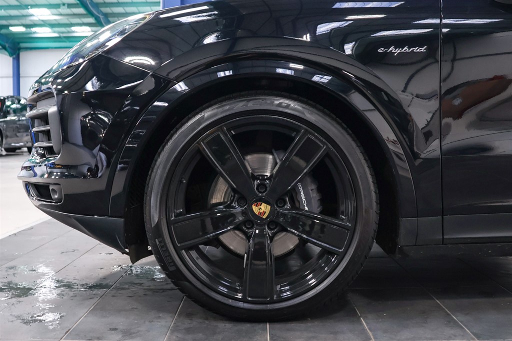 Used Porsche Cayenne 2020 for sale - 76636045: Photo 58