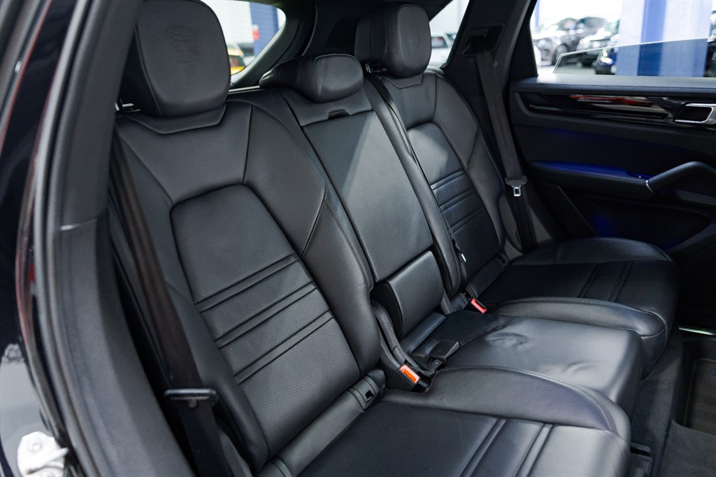 Used Porsche Cayenne 2020 for sale - 76636045: Photo 68