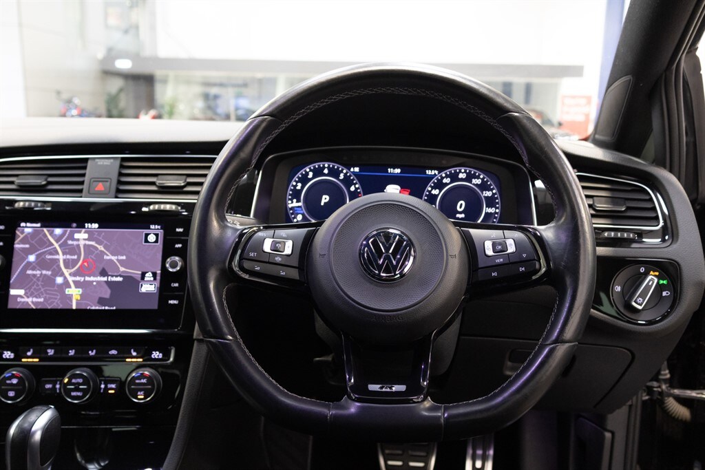 Used Volkswagen Golf 2019 for sale - 77975726: Photo 12