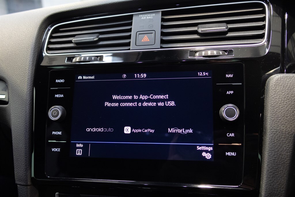 Used Volkswagen Golf 2019 for sale - 77975726: Photo 16