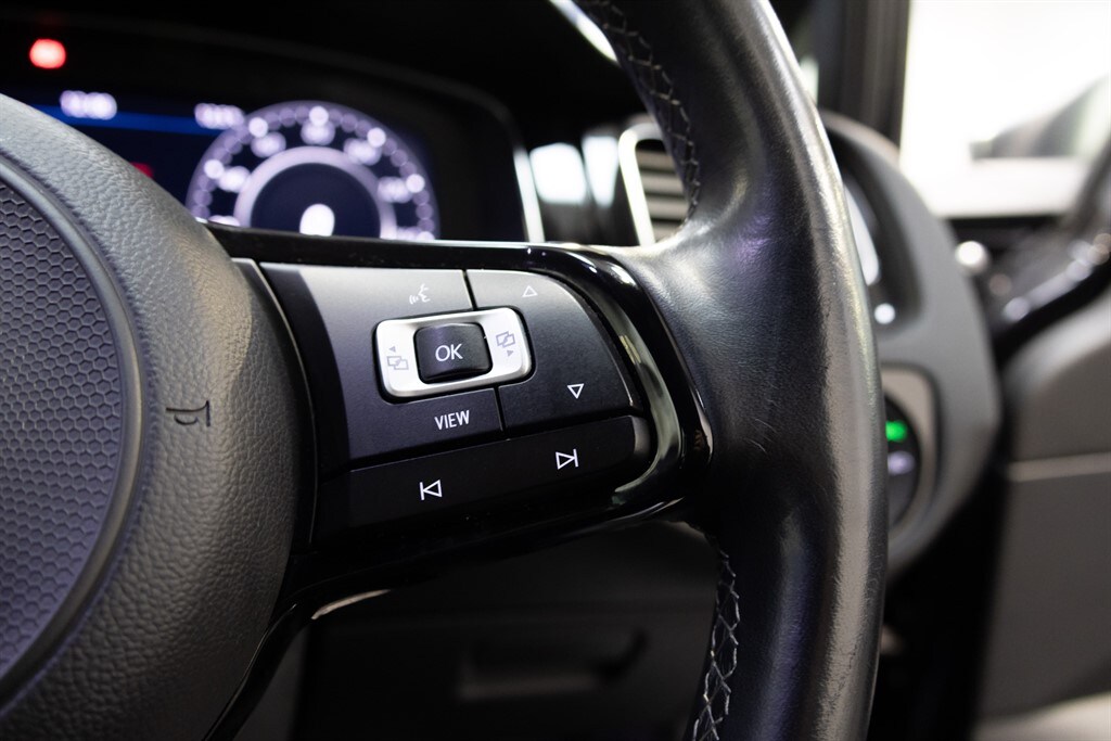 Used Volkswagen Golf 2019 for sale - 77975726: Photo 24