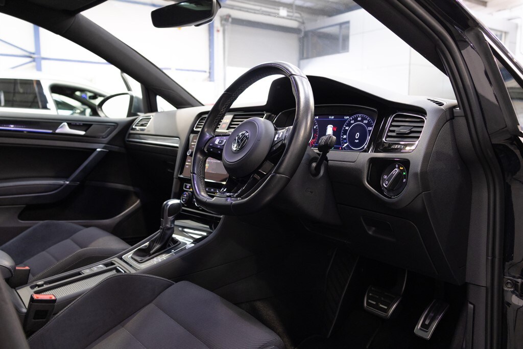 Used Volkswagen Golf 2019 for sale - 77975726: Photo 9