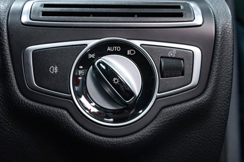 Used Mercedes-Benz C Class 2016 for sale - 77890221: Photo 31