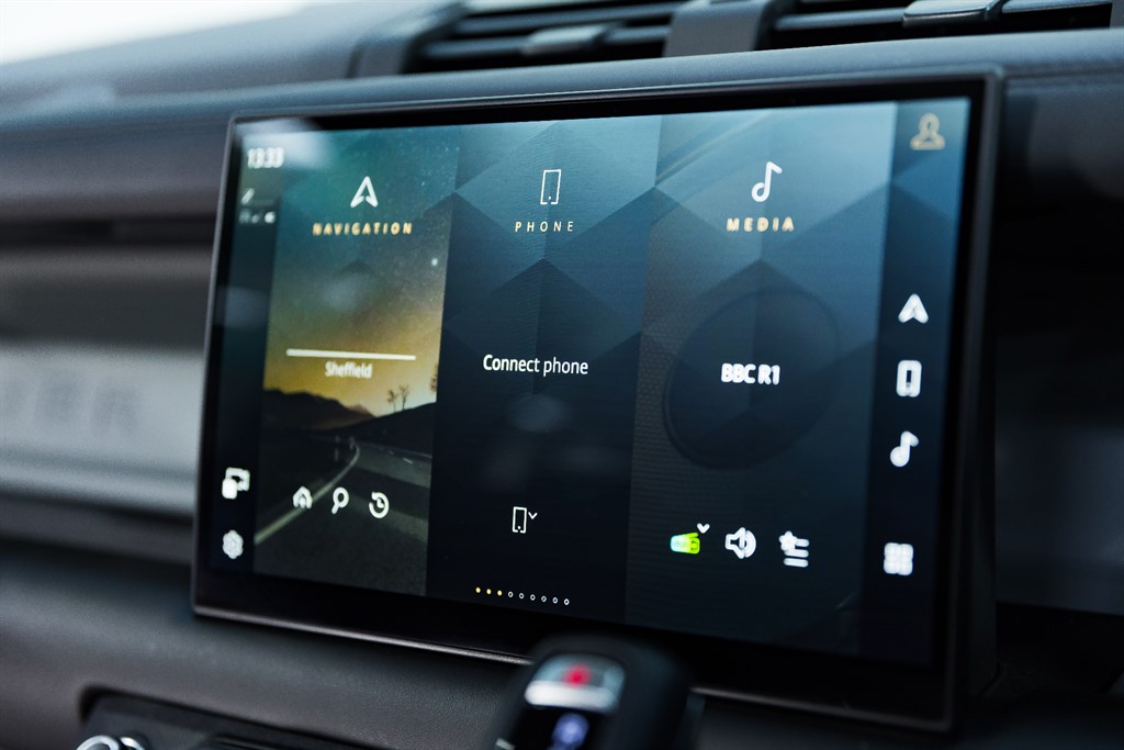 Used Land Rover Defender 2024 for sale - 76532380: Photo 19