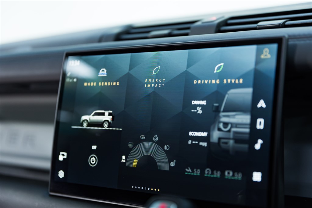 Used Land Rover Defender 2024 for sale - 78037005: Photo 34