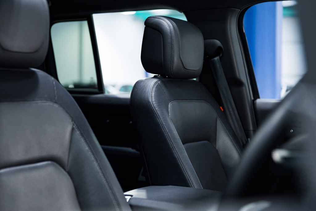 Used Land Rover Defender 2024 for sale - 78037005: Photo 46