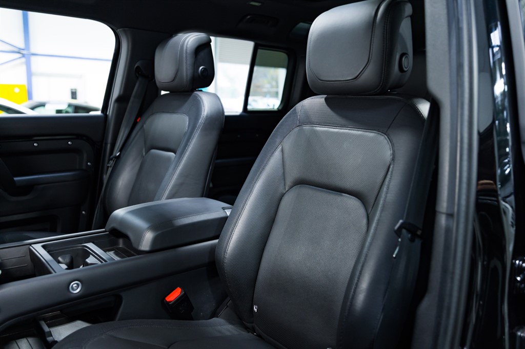 Used Land Rover Defender 2024 for sale - 78037005: Photo 47