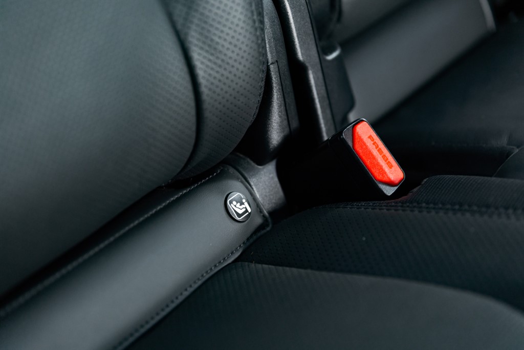 Used Land Rover Defender 2024 for sale - 78037005: Photo 50