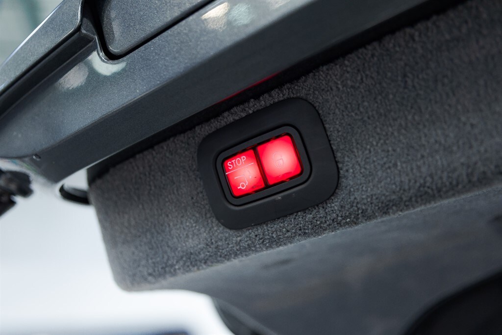 Used Aston Martin DBX 2020 for sale - 76738574: Photo 25