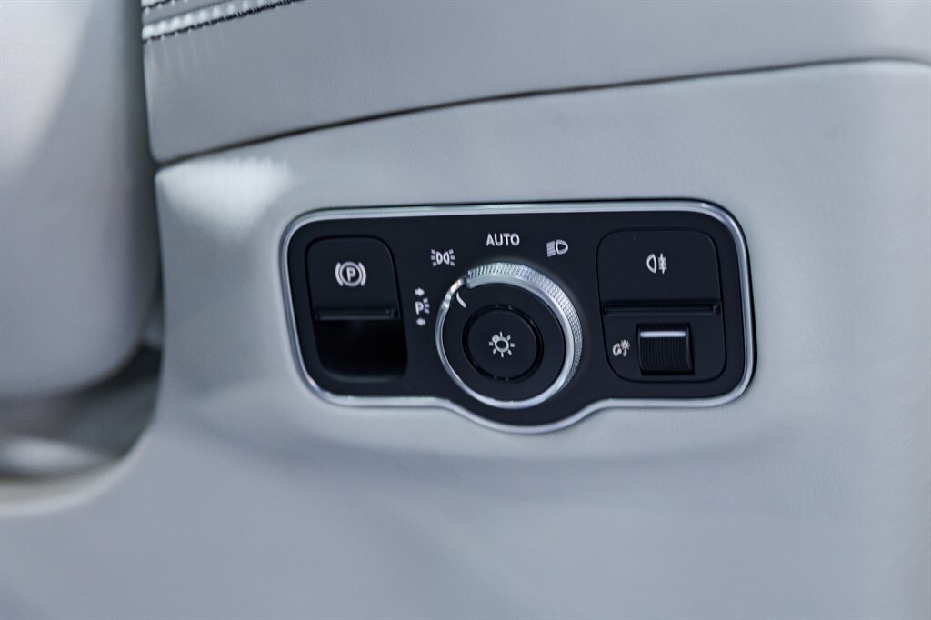 Used Aston Martin DBX 2020 for sale - 76738574: Photo 39