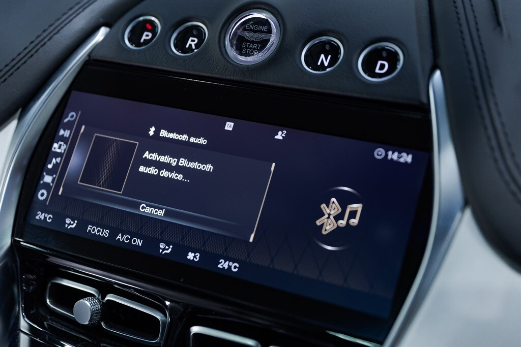 Used Aston Martin DBX 2020 for sale - 76738574: Photo 44