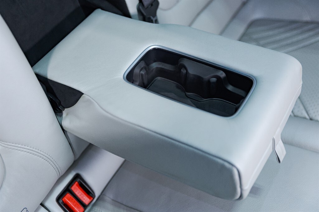 Used Aston Martin DBX 2020 for sale - 76738574: Photo 72