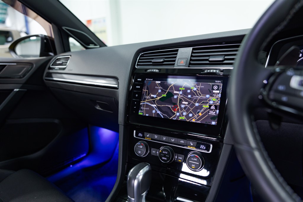 Used Volkswagen Golf 2017 for sale - 77293705: Photo 40