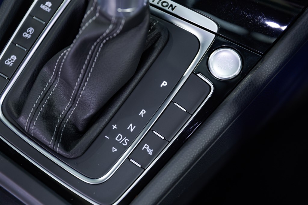 Used Volkswagen Golf 2017 for sale - 77293705: Photo 57