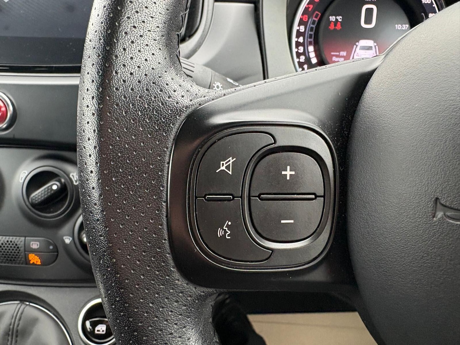 Used Abarth 595 2023 for sale - 78072598: Photo 15