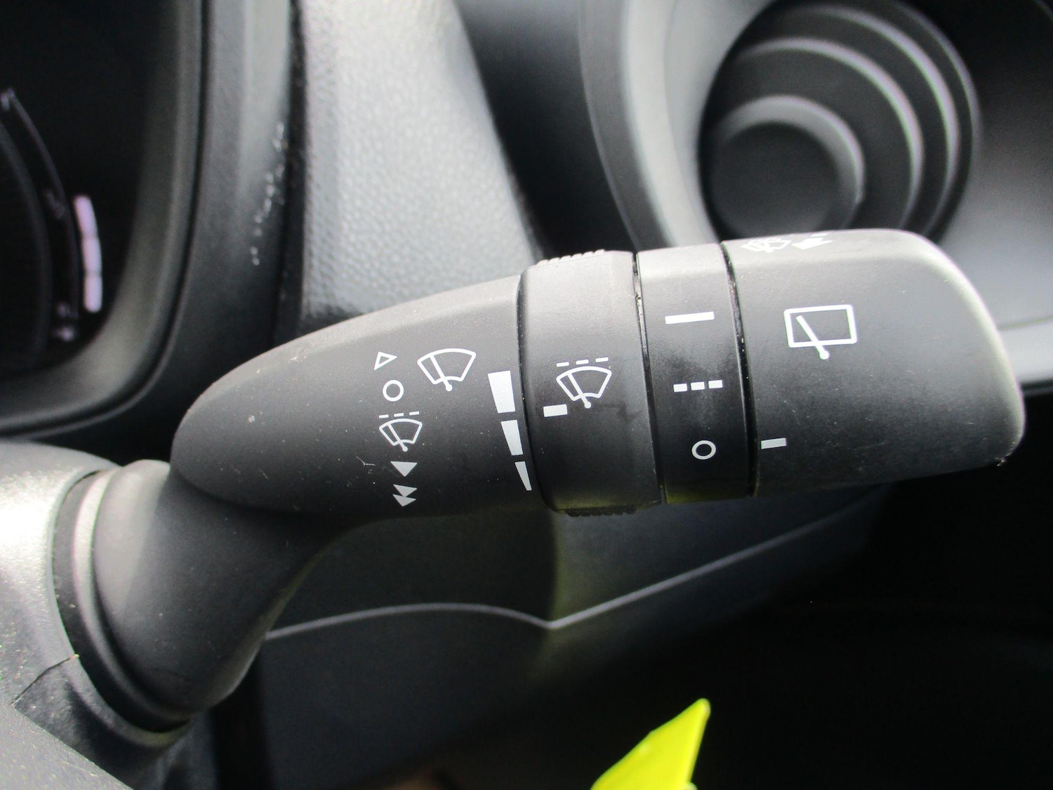 Used Toyota Aygo X 2023 for sale - 76326137: Photo 23