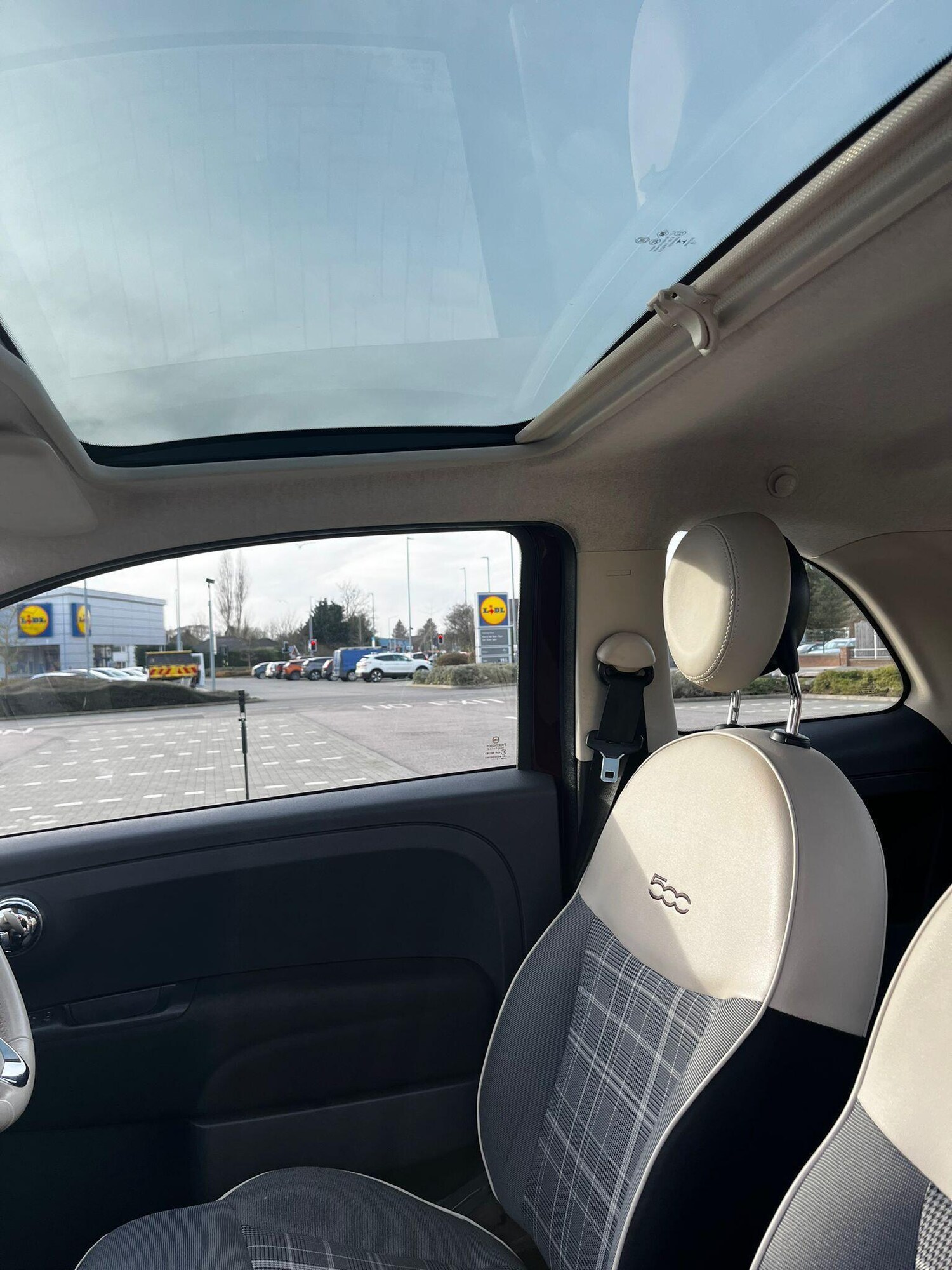 Used Fiat 500 2016 for sale - 77612319: Photo 32